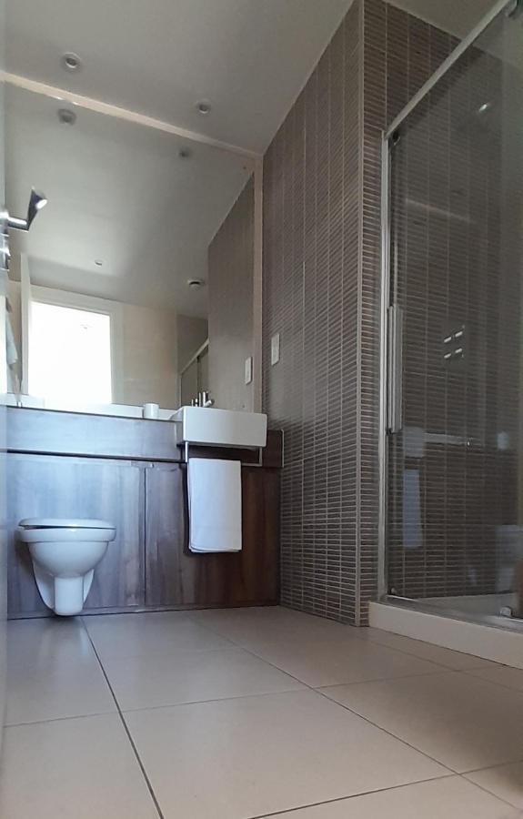 Titanic Quarter Apartment ベルファスト エクステリア 写真